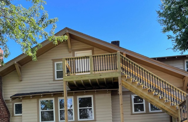 Cozy studio apartment for monthly rentals in a quiet residential area.