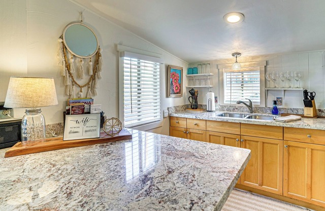 Cozy Wickenburg Abode: Explore the Wild West!