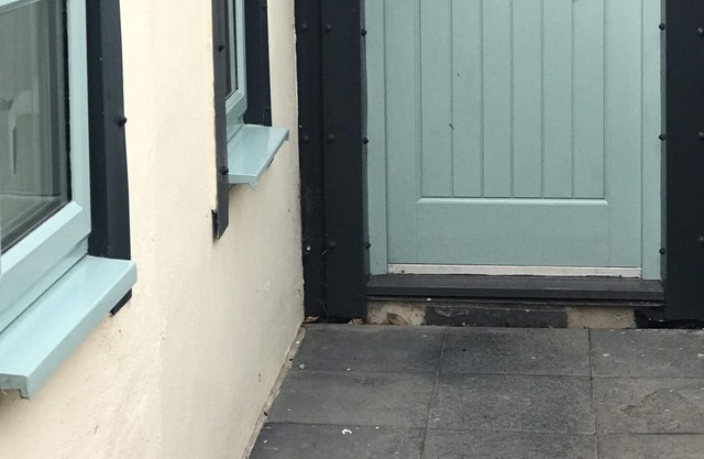 Cranog Cwtch self catering cottage.