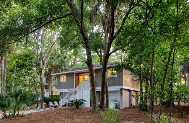 Crawdad by Avantstay Isle of Palms Home w/BBQ
