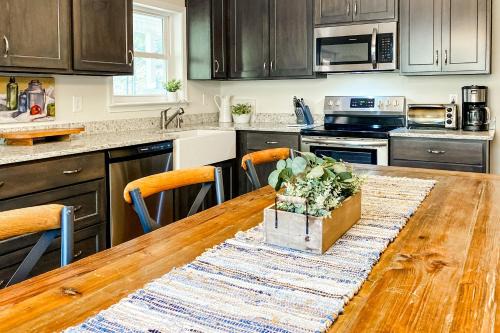 Creekside Farmhouse