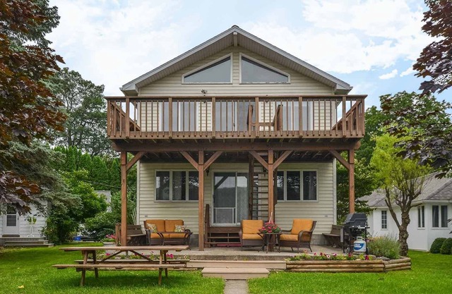 Crosby Point: "Finger Lake home away from home"