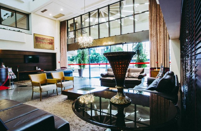 Crystal Plaza Hotel