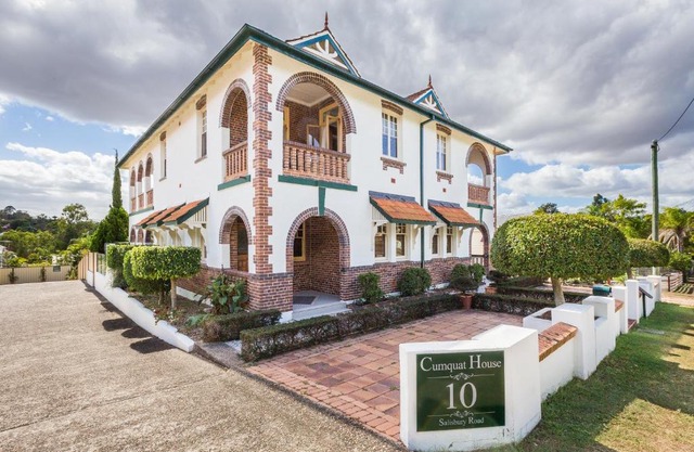 Cumquat House