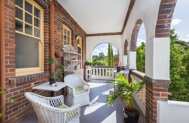 Cumquat House