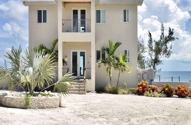 Cupid's Way by Eleuthera Vacation Rentals