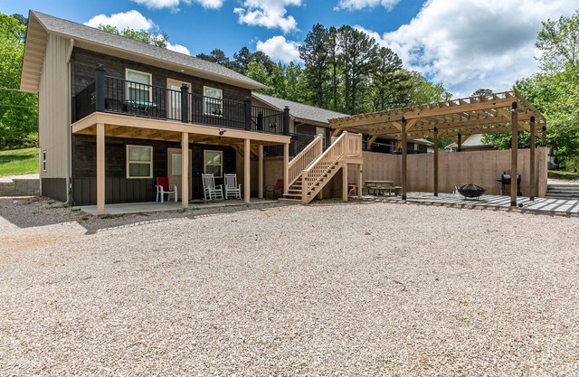 Current Luxury River Cabin Condo 3