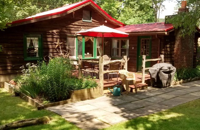 Cute Cottage in Beautiful Forest | Artistic Style & Charm | A Ligonier Original
