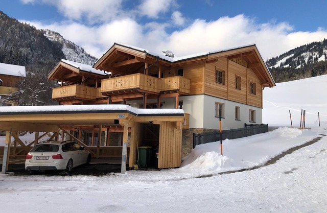 Dachstein West Apartments Top 1A