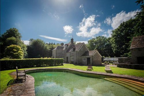 Danby Lodge