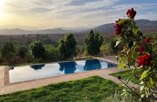 DAR LOUKA - atlas retreat en terre berbère