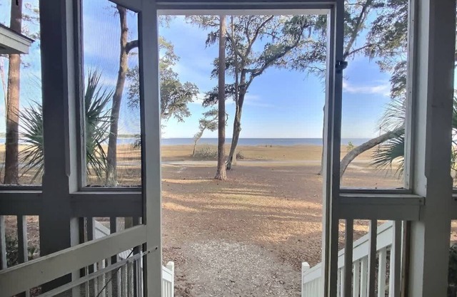 Daufuskie Seaside Escape Cottage