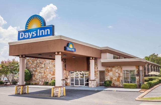 Days Inn by Wyndham Jackson