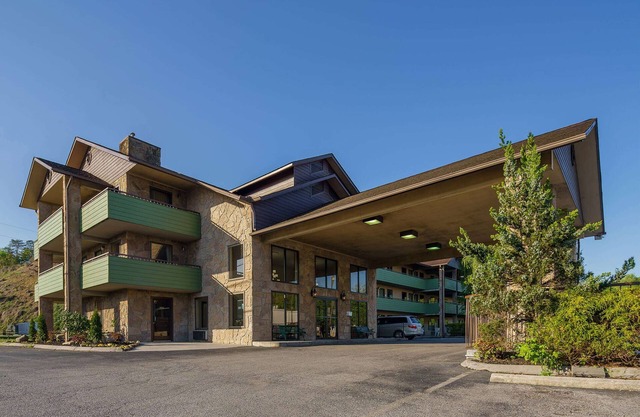Days Inn By Wyndham Pigeon Forge South