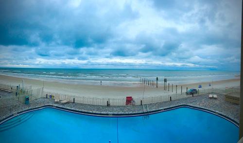 Daytona Oceanfront Coastal Bliss