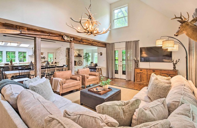 Deck w/Fireplace: Pet-Friendly Lake Lure Retreat