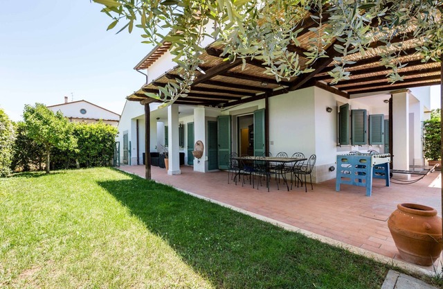 Delightful Tuscan caretteristic cottage in strategic location