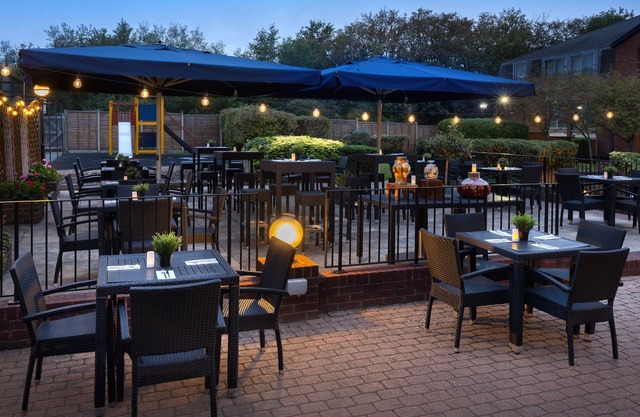 Delta Hotels by Marriott Heathrow Windsor