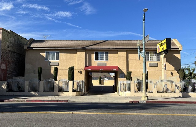 Deluxe Inn LA