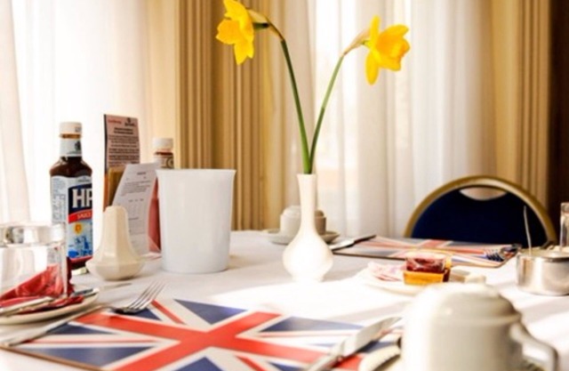Denewood Hotel - Guest Accomodation
