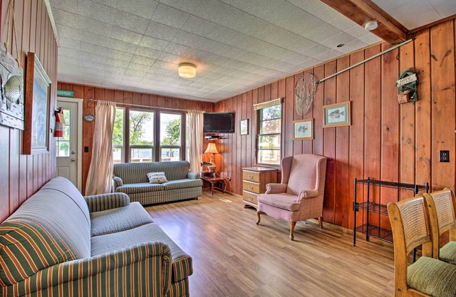 Dent Cabin on Star Lake w/Dock, Deck, Dining