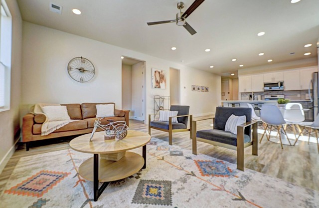 Desert Mineral Ascent- 2B2B Game Room Pet Friendly Views of CO National Monument