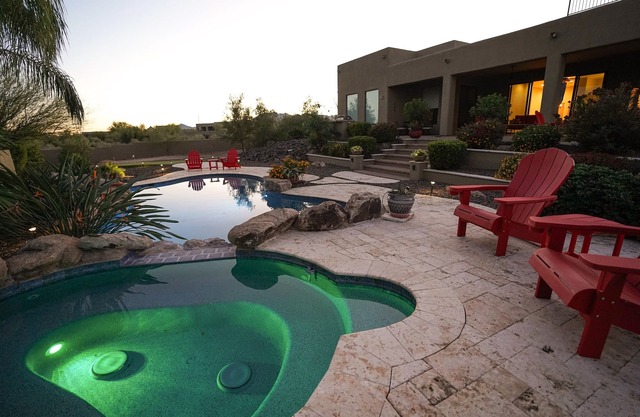 DesertOasis/4Beds/4 Baths/Pool/Jacuzzi/Golf/Wifi/Privacy