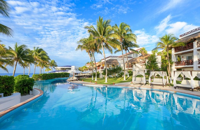 Desire Pearl Riviera Maya Resort, Couples Only – Adults Only All Inclusive