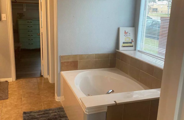 DeSoto Tx, Sophisticated Home deserves your Stay