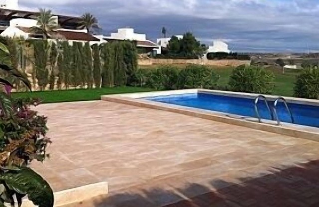Detached 4 Bed Villa With Private Pool