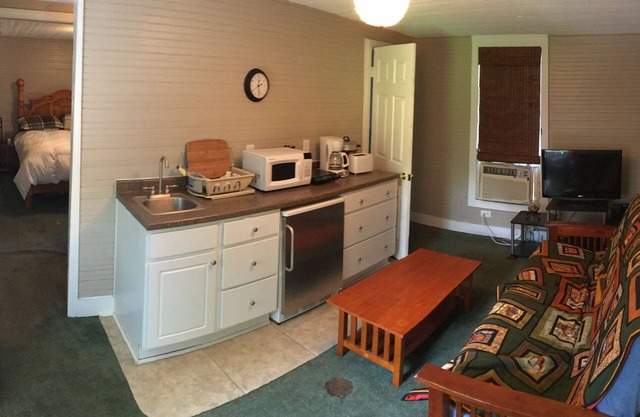 Detached condo near Overton Park, Memphis