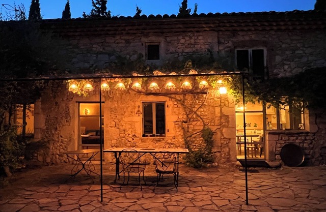 Detached country house with wooded garden, Le Manou in Marsanne, Drôme.