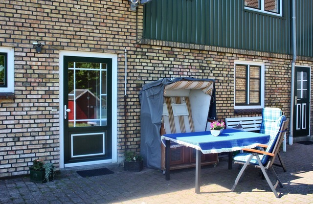 Detjens: Apartment in a quiet location with terrace and garden - Ferienwohnung Detjens
