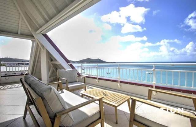 Deux pièces sur la belle plage de Grand Case