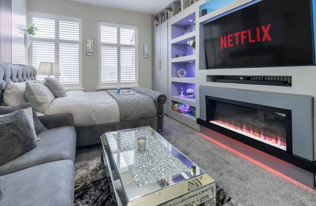 Diamond Studio Luxury Flat for 3 [WiFi + Parking]