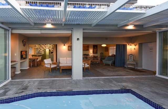 Die Badhuis, for Fabulous living! Sleeps 4, Private pool