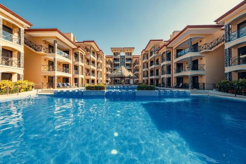 Direct Beach & Pool Access L 247 Security