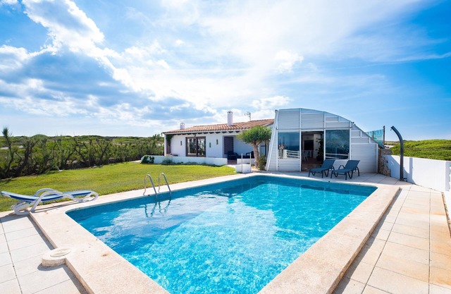 Directly by the sea with greenhouse - Villa Solivent