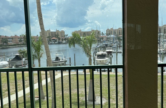 Discounted for summer amd fall! Now thru November 3 br marina front comdo.