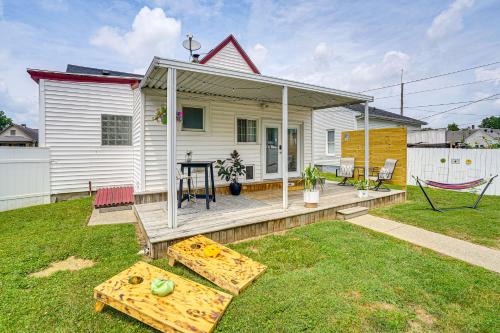 Dog-Friendly Home with Yard, 6 Mi to Louisville!