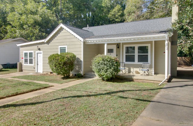 Dog-Friendly Shelby Home w/Private Yard & Hot Tub