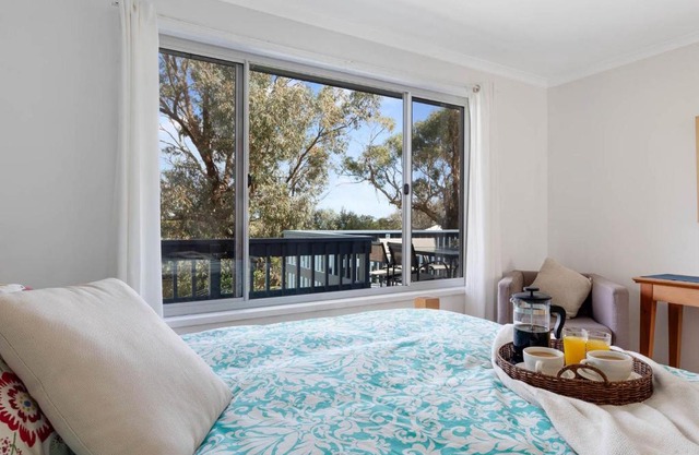 Dolphin Dreaming 16 Dolphin Avenue