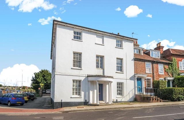 Dolphin House, Emsworth