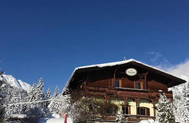 Doppelzimmer mit Balkon 3 - Haus Waldhäusl