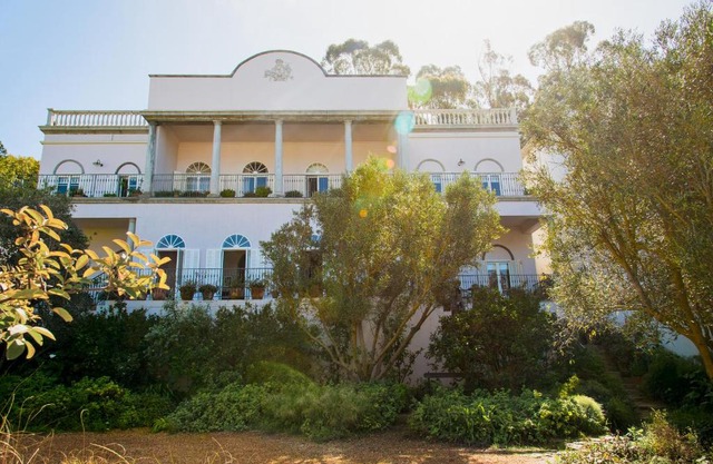 Dorp Hotel