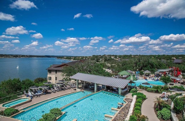 Double Queen with Balcony at Lakeway Resort & Spa, Pool