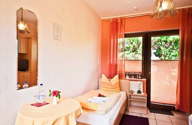 Double room - Family Pension & Apartments Fischer-Haus