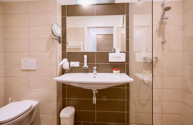 Double Room for 2 Adults + 2 Children - Breakfast - Hotel Planai by Alpeffect