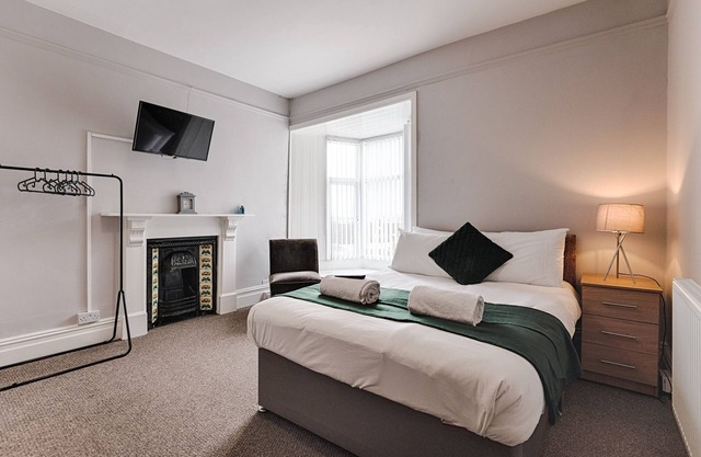 Double Room, Parking