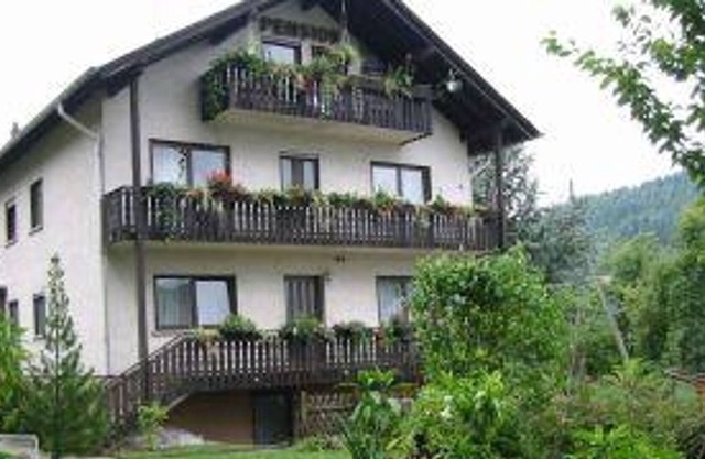 Double room shower / WC with balcony - Pension Seibel